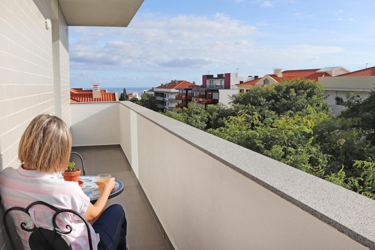 Highrise Madalenas Apartment ฟุงชาล ภายนอก รูปภาพ